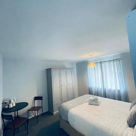Ii Comfortable Room, Shared House